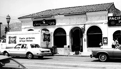 Historic Joe's Cafe — the bar
